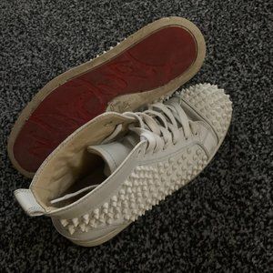 Christian Loubitin All White